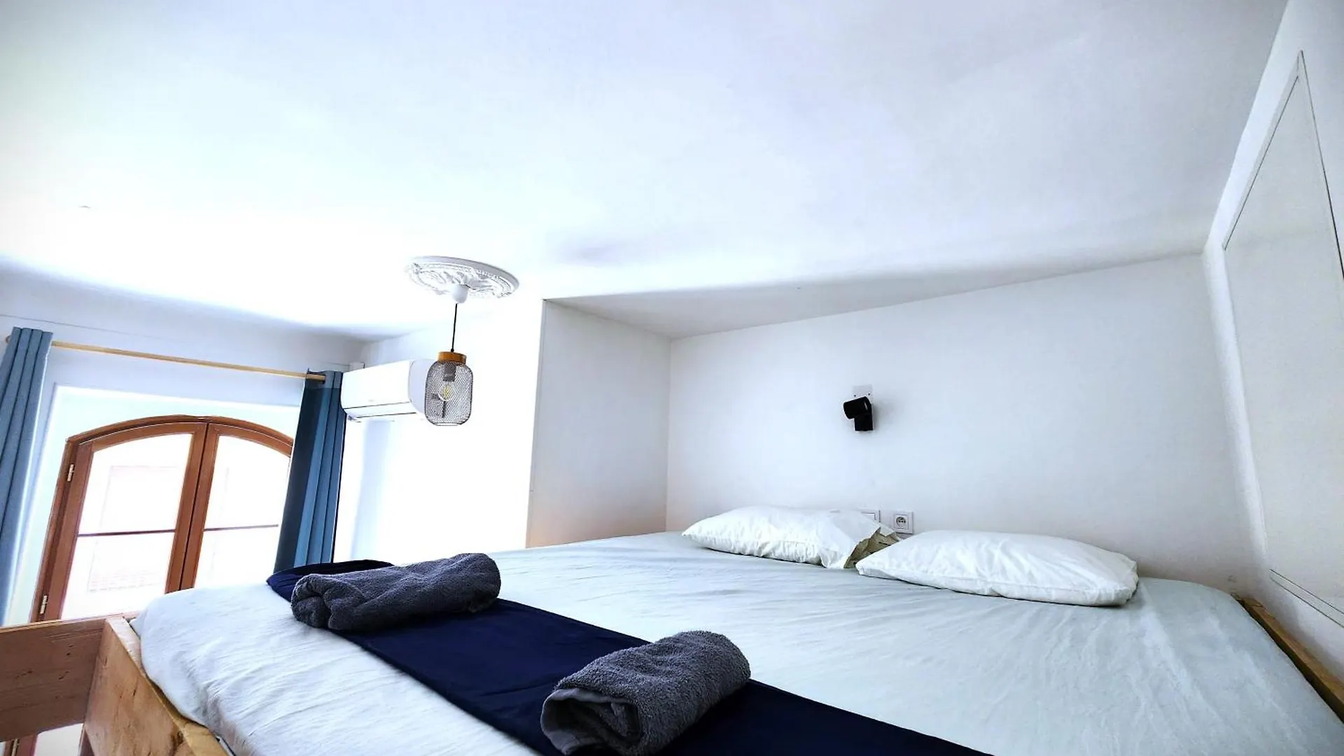 Big Flat - Le Cala - Hypercentre - 4 Chambres, 13 Personnes, Proche Plage Gare Et Parking, Wifi, Air Conditioning L Groupe L Business L Famille Nice Appartement
